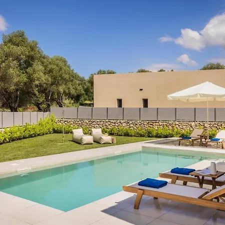 Helena - Ionian Treasure