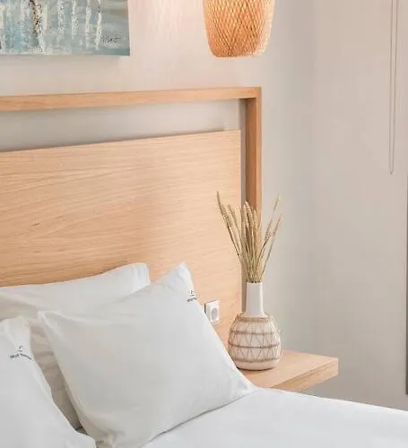 Helena - Ionian Treasure *