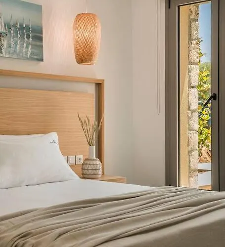 Helena - Ionian Treasure *