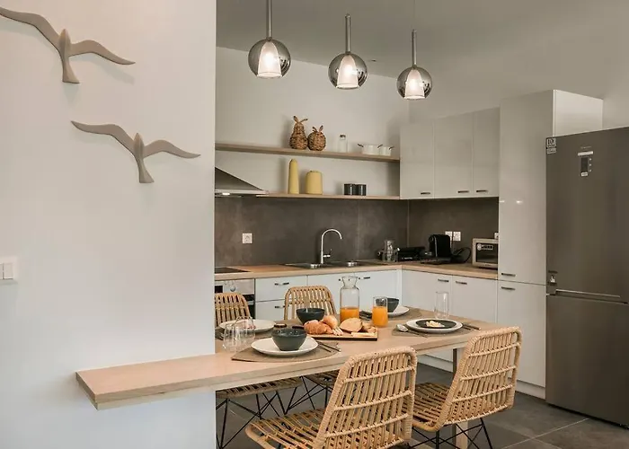 Helena - Ionian Treasure * Pesadha