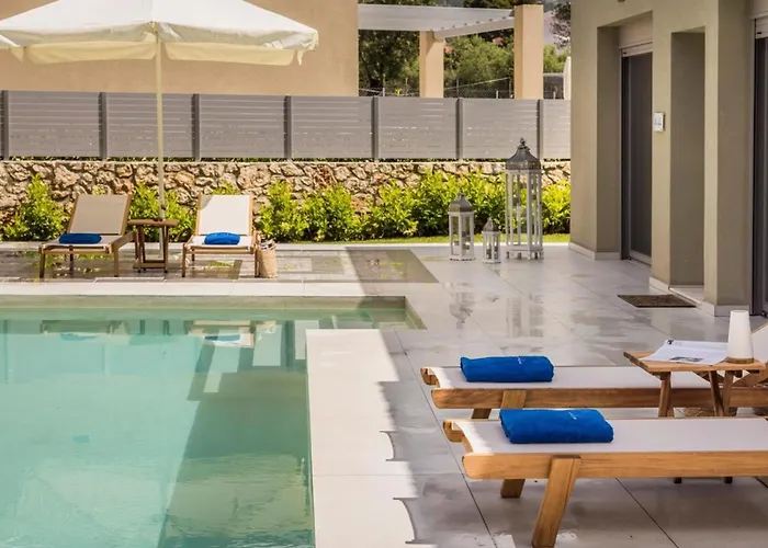 Helena - Ionian Treasure Pesadha